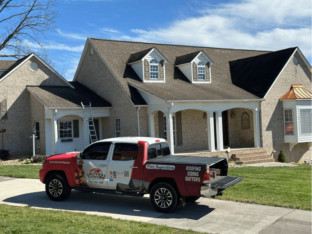 Roofing contractor in Knoxville, Tennessee: 7 Questions to Ask